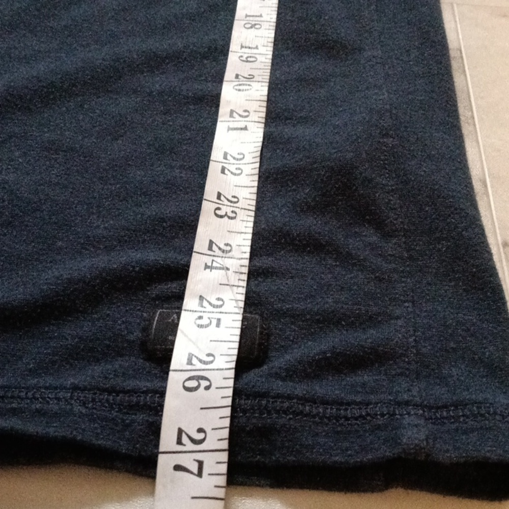 Abercrombie Dark Blue Quarter-Zip Shirt. - Picture 9 of 10